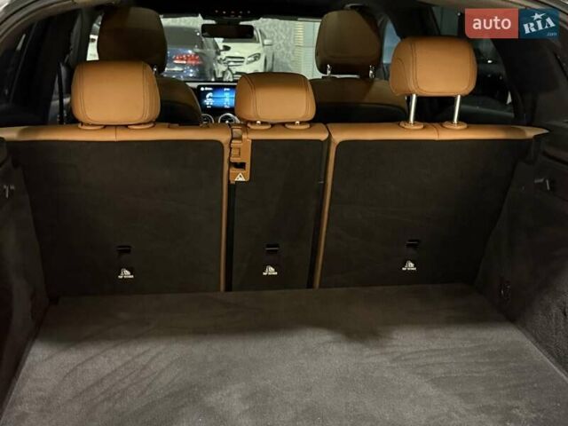 Серый Мерседес ГЛЦ-Класс, объемом двигателя 1.99 л и пробегом 95 тыс. км за 35500 $, фото 43 на Automoto.ua