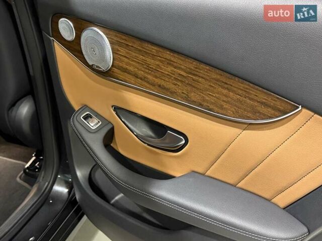 Серый Мерседес ГЛЦ-Класс, объемом двигателя 1.99 л и пробегом 95 тыс. км за 35500 $, фото 36 на Automoto.ua