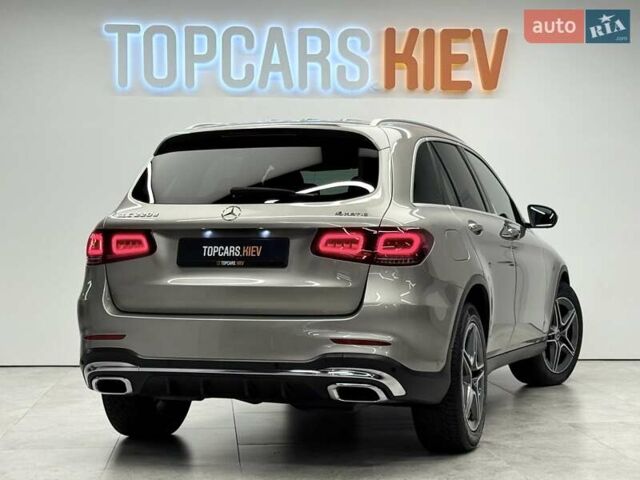 Серый Мерседес ГЛЦ-Класс, объемом двигателя 1.95 л и пробегом 45 тыс. км за 50700 $, фото 7 на Automoto.ua