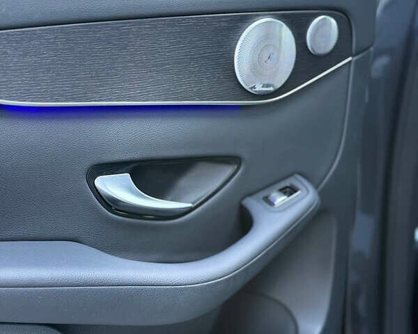 Серый Мерседес ГЛЦ-Класс, объемом двигателя 1.99 л и пробегом 75 тыс. км за 36000 $, фото 18 на Automoto.ua