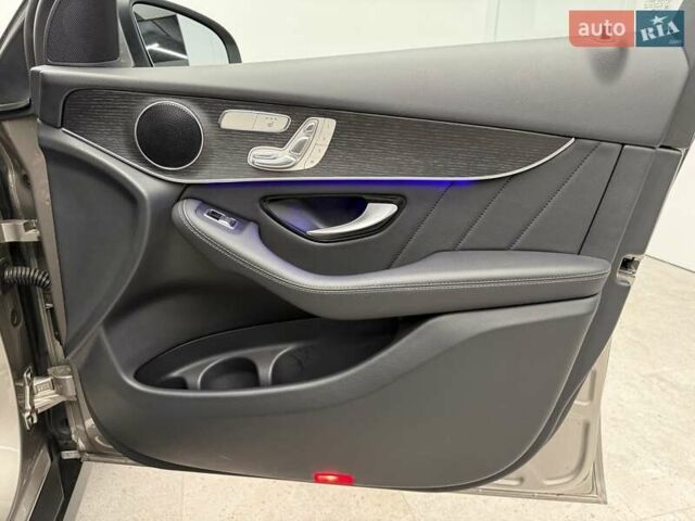Серый Мерседес ГЛЦ-Класс, объемом двигателя 1.95 л и пробегом 45 тыс. км за 50700 $, фото 40 на Automoto.ua
