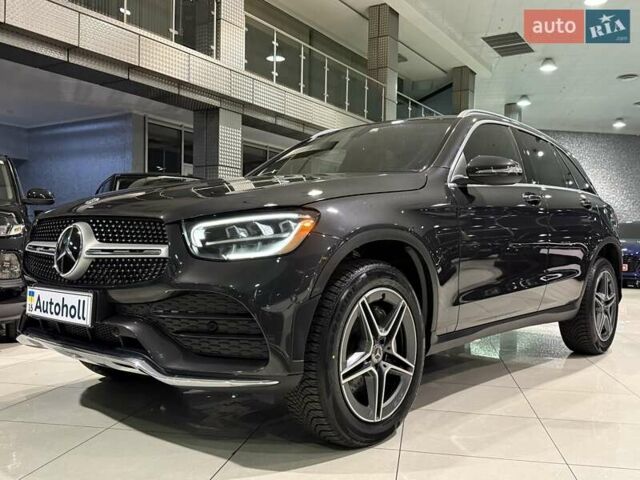 Серый Мерседес ГЛЦ-Класс, объемом двигателя 1.99 л и пробегом 95 тыс. км за 35500 $, фото 4 на Automoto.ua