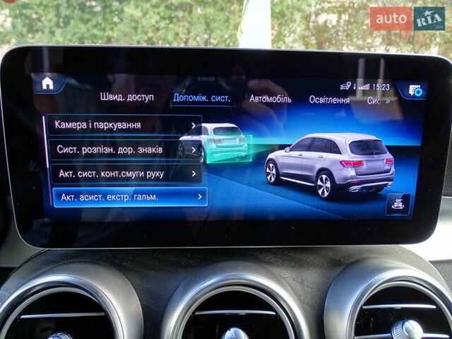 Серый Мерседес ГЛЦ-Класс, объемом двигателя 1.95 л и пробегом 100 тыс. км за 42700 $, фото 22 на Automoto.ua