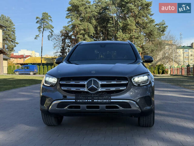 Серый Мерседес ГЛЦ-Класс, объемом двигателя 2 л и пробегом 90 тыс. км за 28500 $, фото 2 на Automoto.ua