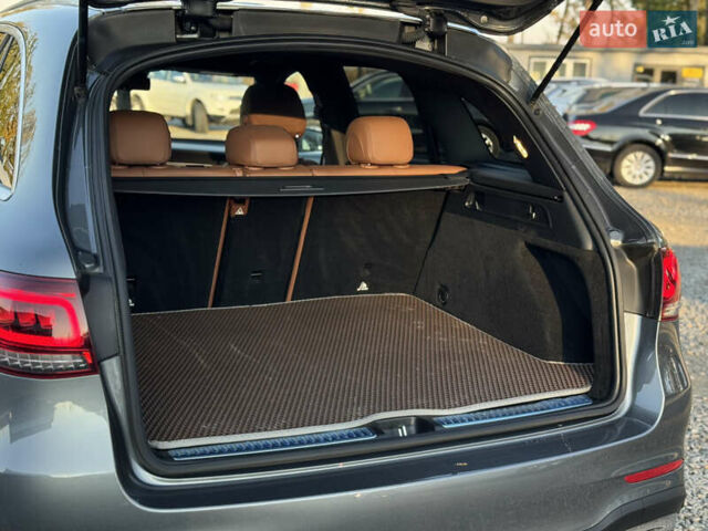 Серый Мерседес ГЛЦ-Класс, объемом двигателя 2 л и пробегом 99 тыс. км за 45300 $, фото 24 на Automoto.ua