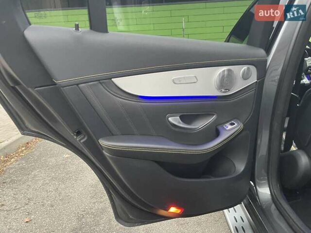 Серый Мерседес ГЛЦ-Класс, объемом двигателя 3.98 л и пробегом 41 тыс. км за 64900 $, фото 43 на Automoto.ua