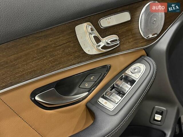 Серый Мерседес ГЛЦ-Класс, объемом двигателя 1.99 л и пробегом 95 тыс. км за 35500 $, фото 33 на Automoto.ua