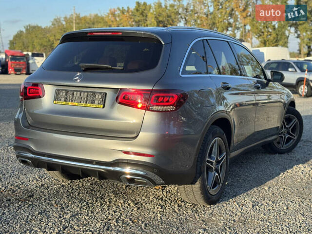 Серый Мерседес ГЛЦ-Класс, объемом двигателя 2 л и пробегом 99 тыс. км за 45300 $, фото 2 на Automoto.ua