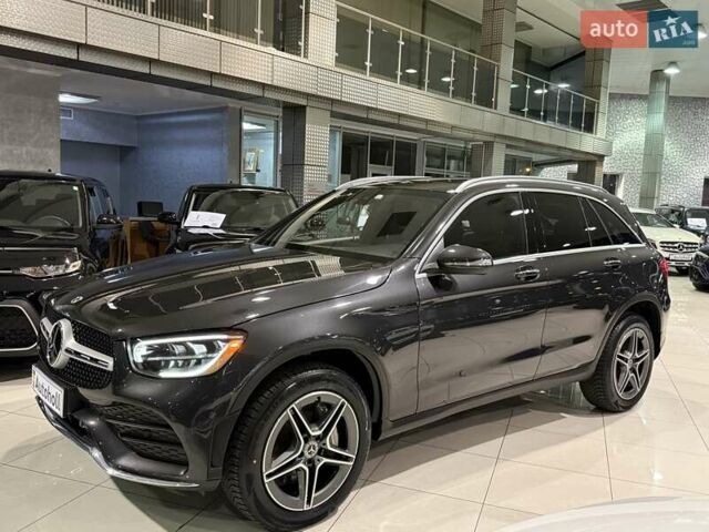 Серый Мерседес ГЛЦ-Класс, объемом двигателя 1.99 л и пробегом 95 тыс. км за 35500 $, фото 5 на Automoto.ua