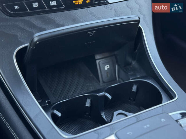 Серый Мерседес ГЛЦ-Класс, объемом двигателя 2 л и пробегом 99 тыс. км за 45300 $, фото 18 на Automoto.ua