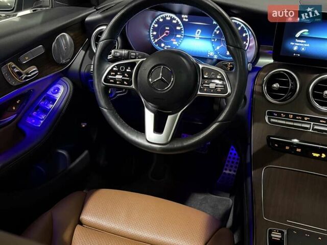 Серый Мерседес ГЛЦ-Класс, объемом двигателя 1.99 л и пробегом 95 тыс. км за 35500 $, фото 32 на Automoto.ua