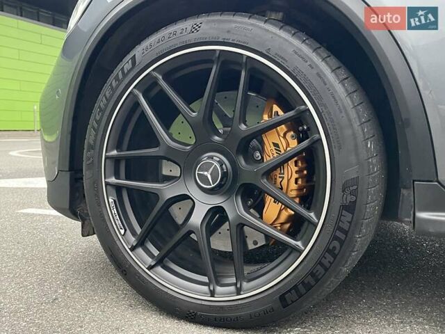Серый Мерседес ГЛЦ-Класс, объемом двигателя 3.98 л и пробегом 41 тыс. км за 64900 $, фото 3 на Automoto.ua