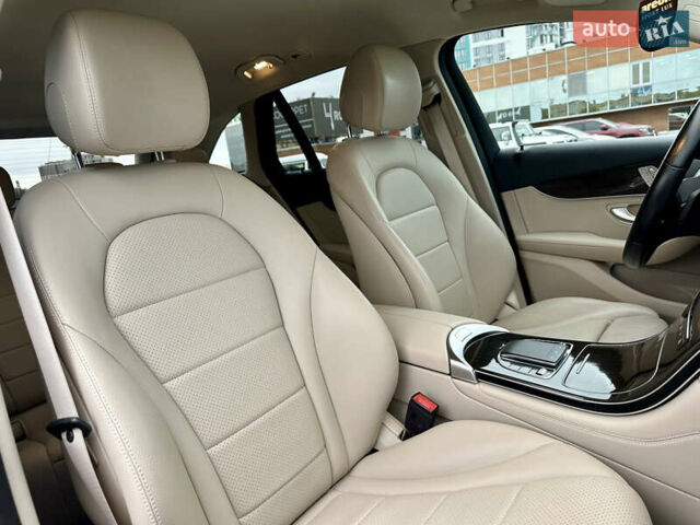 Мерседес ГЛЦ-Класс 2020 в Киеве на Automoto.ua Серый Мерседес ГЛЦ-Класс, объемом двигателя 2 л и пробегом 76 тыс. км за 33290 $, фото 49 на Automoto.ua
