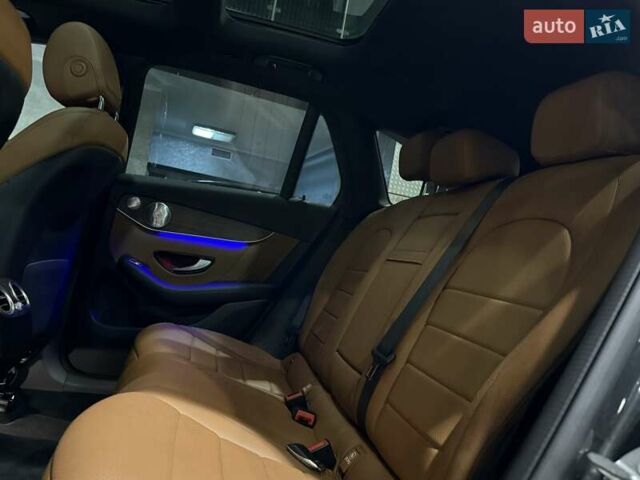 Серый Мерседес ГЛЦ-Класс, объемом двигателя 1.99 л и пробегом 95 тыс. км за 35500 $, фото 41 на Automoto.ua