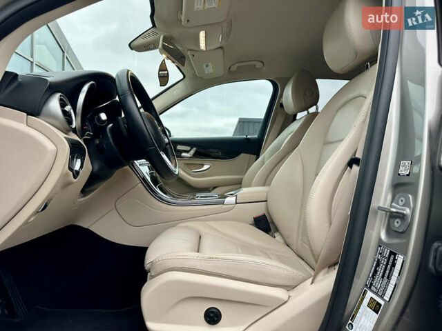 Мерседес ГЛЦ-Класс 2020 в Киеве на Automoto.ua Серый Мерседес ГЛЦ-Класс, объемом двигателя 2 л и пробегом 76 тыс. км за 33290 $, фото 33 на Automoto.ua