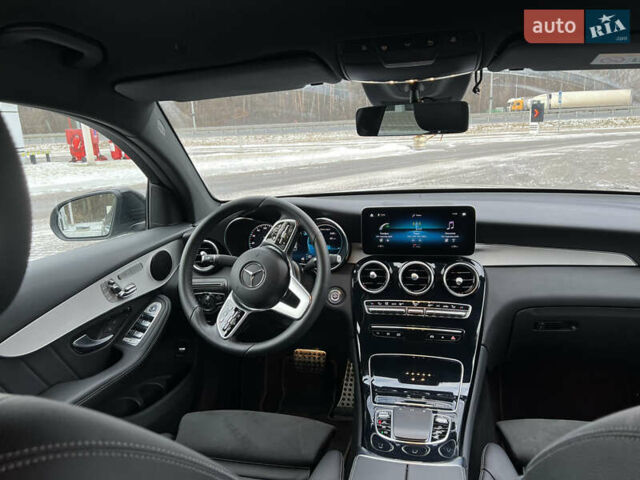 Серый Мерседес ГЛЦ-Класс, объемом двигателя 1.99 л и пробегом 35 тыс. км за 64000 $, фото 19 на Automoto.ua