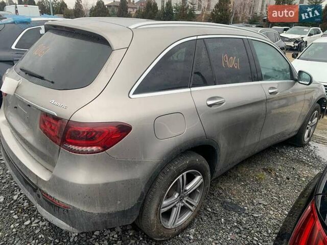 Сірий Мерседес ГЛЦ-Клас, об'ємом двигуна 2 л та пробігом 58 тис. км за 28400 $, фото 3 на Automoto.ua
