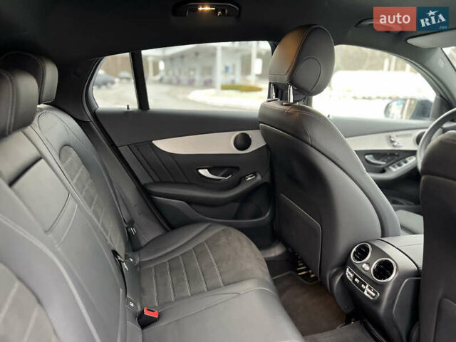 Серый Мерседес ГЛЦ-Класс, объемом двигателя 1.99 л и пробегом 35 тыс. км за 64000 $, фото 22 на Automoto.ua