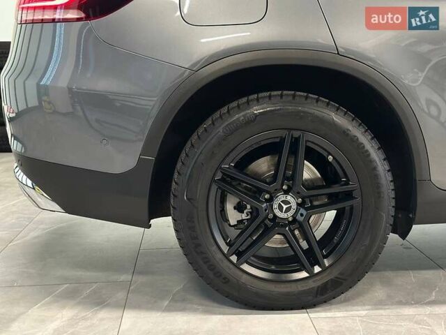 Серый Мерседес ГЛЦ-Класс, объемом двигателя 1.95 л и пробегом 72 тыс. км за 54900 $, фото 7 на Automoto.ua