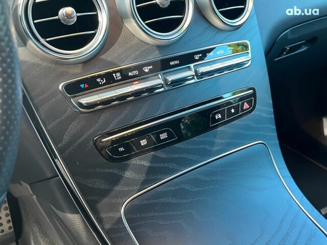 Мерседес ГЛЦ-Класс 2022 в Киеве на Automoto.ua Серый Мерседес ГЛЦ-Класс, объемом двигателя 2 л и пробегом 71 тыс. км за 55990 $, фото 20 на Automoto.ua