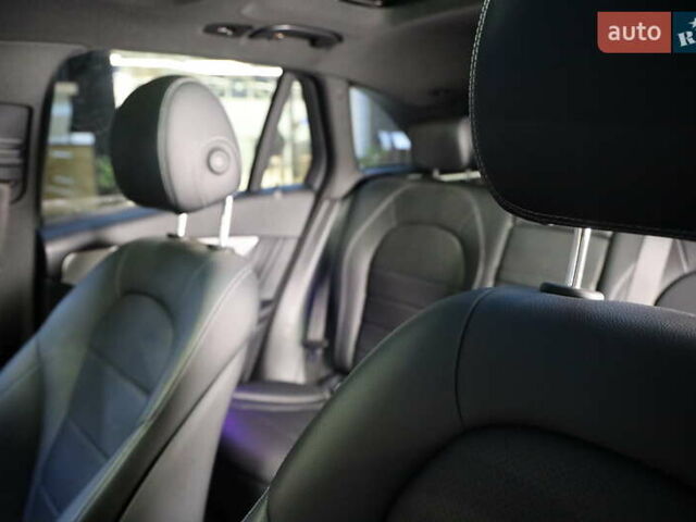 Серый Мерседес ГЛЦ-Класс, объемом двигателя 2 л и пробегом 40 тыс. км за 38000 $, фото 30 на Automoto.ua