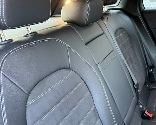 Серый Мерседес ГЛЦ-Класс, объемом двигателя 1.99 л и пробегом 154 тыс. км за 49800 $, фото 15 на Automoto.ua