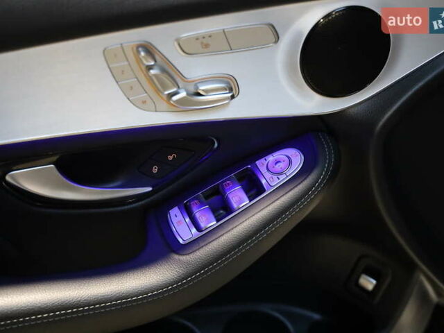 Серый Мерседес ГЛЦ-Класс, объемом двигателя 2 л и пробегом 40 тыс. км за 38000 $, фото 15 на Automoto.ua