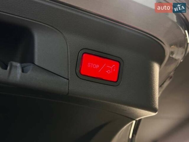 Серый Мерседес ГЛЦ-Класс, объемом двигателя 1.95 л и пробегом 72 тыс. км за 54900 $, фото 16 на Automoto.ua