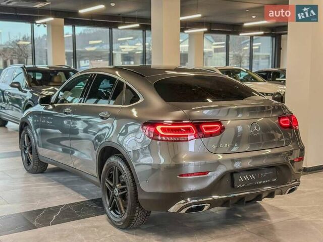 Серый Мерседес ГЛЦ-Класс, объемом двигателя 1.95 л и пробегом 72 тыс. км за 54900 $, фото 10 на Automoto.ua