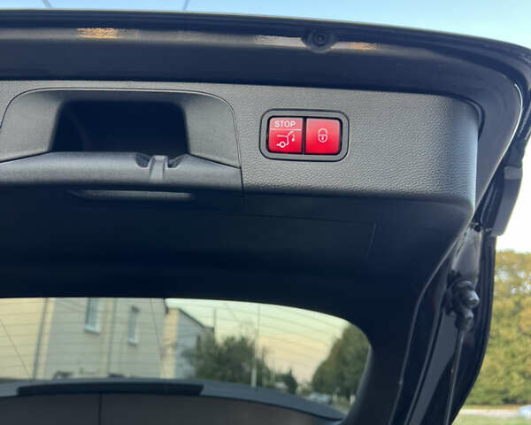 Серый Мерседес ГЛЦ-Класс, объемом двигателя 1.99 л и пробегом 154 тыс. км за 49800 $, фото 10 на Automoto.ua