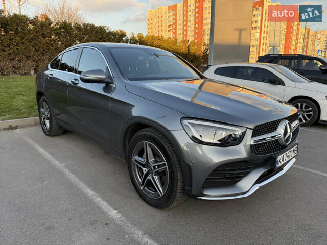 Серый Мерседес ГЛЦ-Класс, объемом двигателя 1.99 л и пробегом 18 тыс. км за 68000 $, фото 1 на Automoto.ua