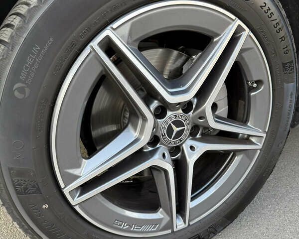 Серый Мерседес ГЛЦ-Класс, объемом двигателя 1.99 л и пробегом 18 тыс. км за 68000 $, фото 6 на Automoto.ua