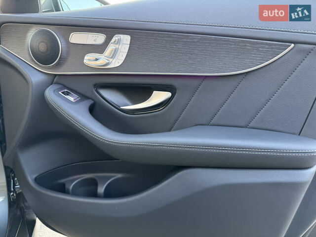 Серый Мерседес ГЛЦ-Класс, объемом двигателя 1.99 л и пробегом 18 тыс. км за 68000 $, фото 8 на Automoto.ua