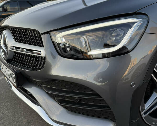 Серый Мерседес ГЛЦ-Класс, объемом двигателя 1.99 л и пробегом 18 тыс. км за 68000 $, фото 7 на Automoto.ua