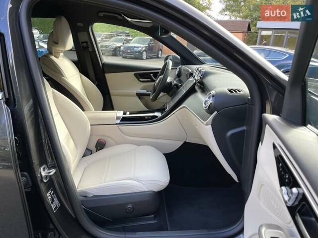 Серый Мерседес ГЛЦ-Класс, объемом двигателя 1.99 л и пробегом 10 тыс. км за 79999 $, фото 28 на Automoto.ua