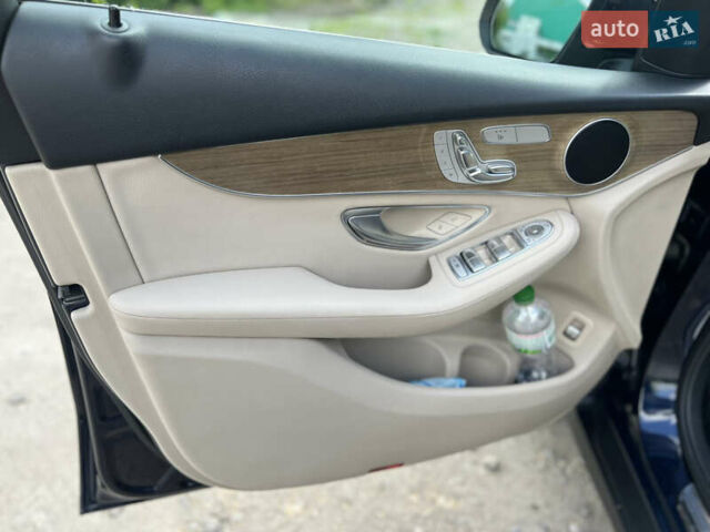 Синий Мерседес ГЛЦ-Класс, объемом двигателя 1.99 л и пробегом 245 тыс. км за 26500 $, фото 8 на Automoto.ua