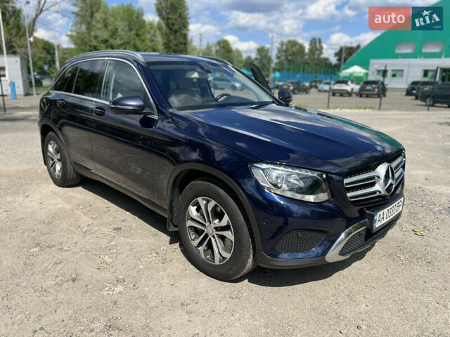 Синий Мерседес ГЛЦ-Класс, объемом двигателя 1.99 л и пробегом 245 тыс. км за 26500 $, фото 2 на Automoto.ua