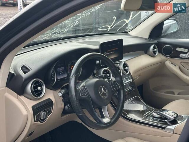 Синий Мерседес ГЛЦ-Класс, объемом двигателя 1.99 л и пробегом 140 тыс. км за 18900 $, фото 13 на Automoto.ua