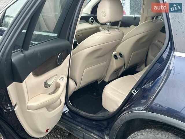 Синий Мерседес ГЛЦ-Класс, объемом двигателя 1.99 л и пробегом 140 тыс. км за 18900 $, фото 18 на Automoto.ua