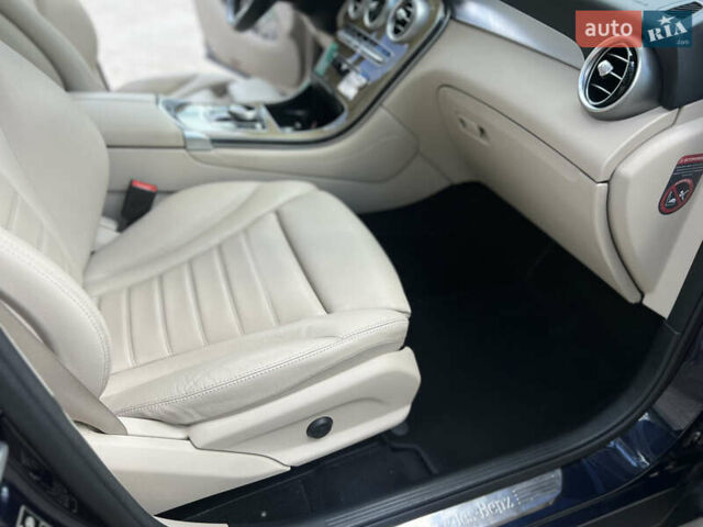 Синий Мерседес ГЛЦ-Класс, объемом двигателя 1.99 л и пробегом 245 тыс. км за 26500 $, фото 17 на Automoto.ua