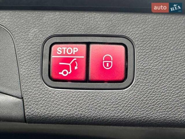 Синий Мерседес ГЛЦ-Класс, объемом двигателя 1.99 л и пробегом 140 тыс. км за 18900 $, фото 20 на Automoto.ua