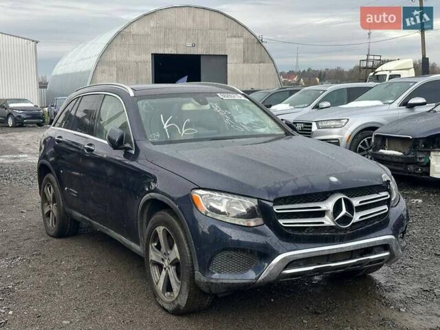 Синий Мерседес ГЛЦ-Класс, объемом двигателя 1.99 л и пробегом 140 тыс. км за 18900 $, фото 2 на Automoto.ua