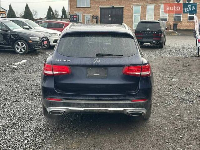 Синий Мерседес ГЛЦ-Класс, объемом двигателя 1.99 л и пробегом 140 тыс. км за 18900 $, фото 3 на Automoto.ua