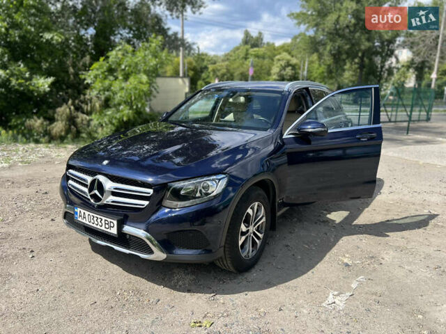 Синий Мерседес ГЛЦ-Класс, объемом двигателя 1.99 л и пробегом 245 тыс. км за 26500 $, фото 1 на Automoto.ua