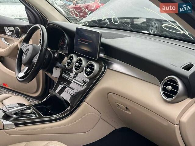 Синий Мерседес ГЛЦ-Класс, объемом двигателя 1.99 л и пробегом 140 тыс. км за 18900 $, фото 26 на Automoto.ua