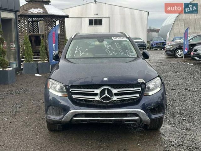 Синий Мерседес ГЛЦ-Класс, объемом двигателя 1.99 л и пробегом 140 тыс. км за 18900 $, фото 1 на Automoto.ua