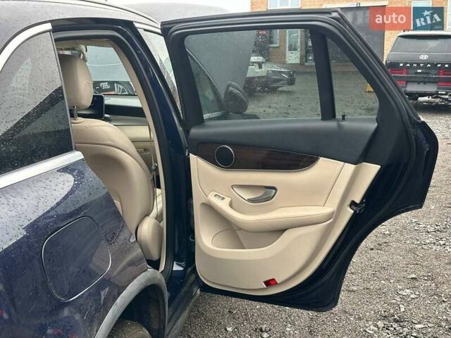 Синий Мерседес ГЛЦ-Класс, объемом двигателя 1.99 л и пробегом 140 тыс. км за 18900 $, фото 19 на Automoto.ua