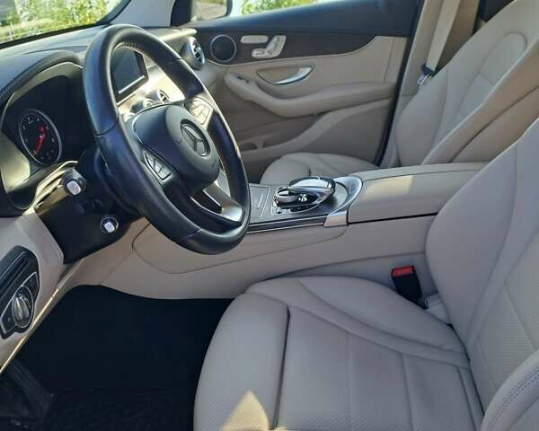 Мерседес ГЛЦ-Класс 2017 в Киеве на Automoto.ua Синий Мерседес ГЛЦ-Класс, объемом двигателя 2.14 л и пробегом 195 тыс. км за 33900 $, фото 8 на Automoto.ua