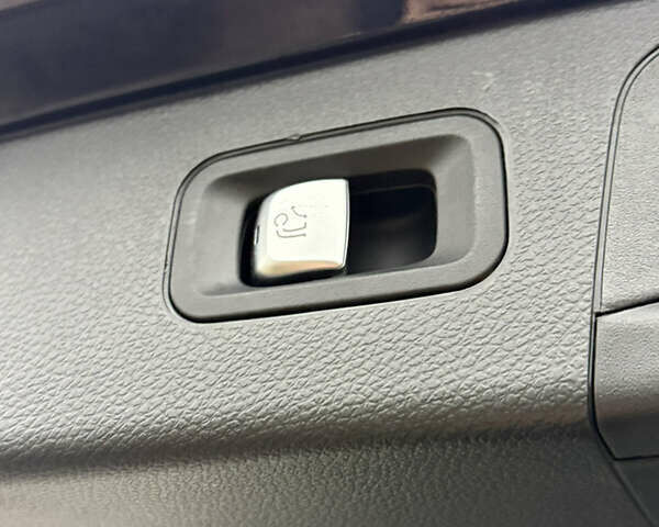 Синий Мерседес ГЛЦ-Класс, объемом двигателя 2.14 л и пробегом 165 тыс. км за 34500 $, фото 20 на Automoto.ua