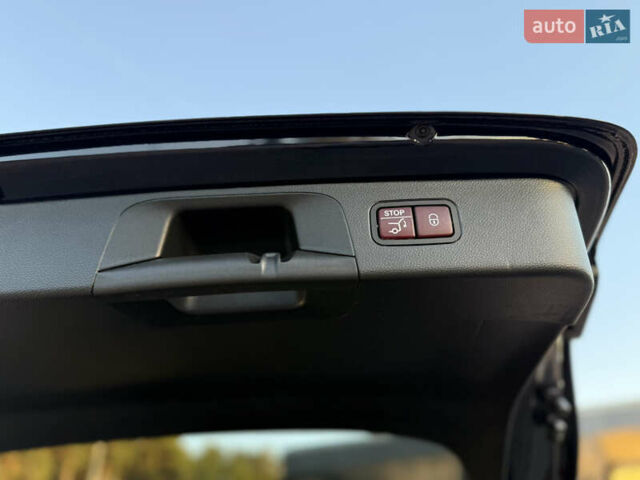 Синий Мерседес ГЛЦ-Класс, объемом двигателя 2 л и пробегом 84 тыс. км за 28300 $, фото 63 на Automoto.ua